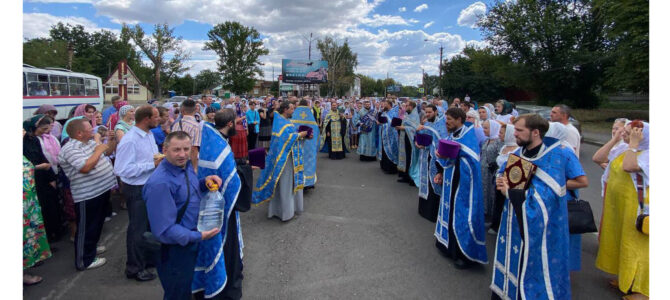 ТРАДИЦИОННЫЙ  КРЕСТНЫЙ  ХОД