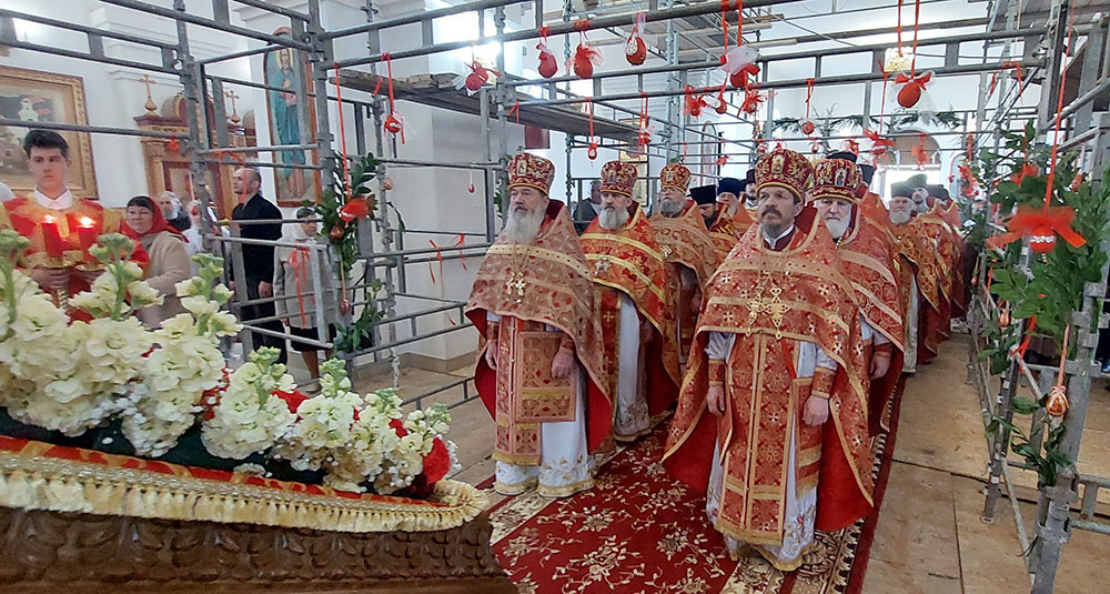 СВЕТЛЫЙ ПОНЕДЕЛЬНИК